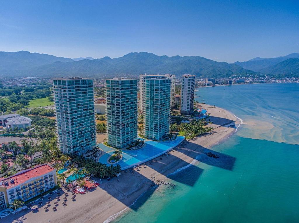 peninsula puerto vallarta