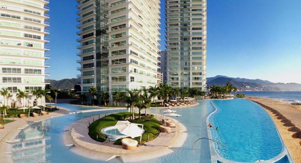 peninsula puerto vallarta