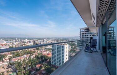 2485 BLV. Fco. Medina Ascencio 22D, Peninsula