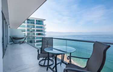 2485 BLV. Fco. Medina Ascencio 22D, Peninsula