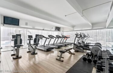 2485 Francisco Medina Ascencio C1, Peninsula