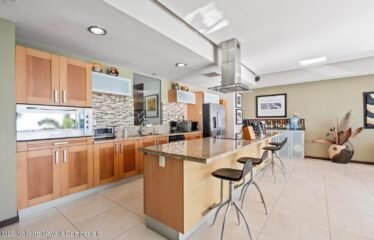 2485 Francisco Medina Ascencio C1, Peninsula