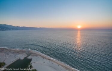 2485 Francisco Medina Ascencio 3-20A, Peninsula Vallarta